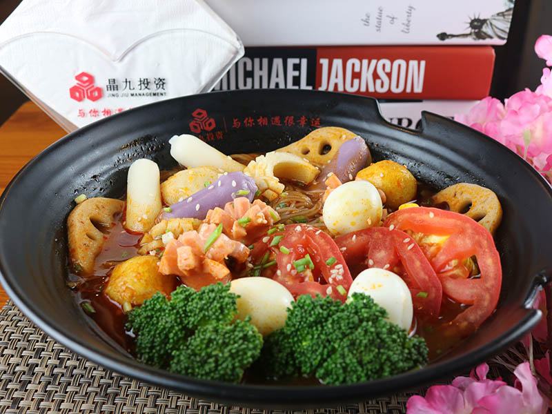 渝味养颜番茄麻辣烫 麻辣烫加盟